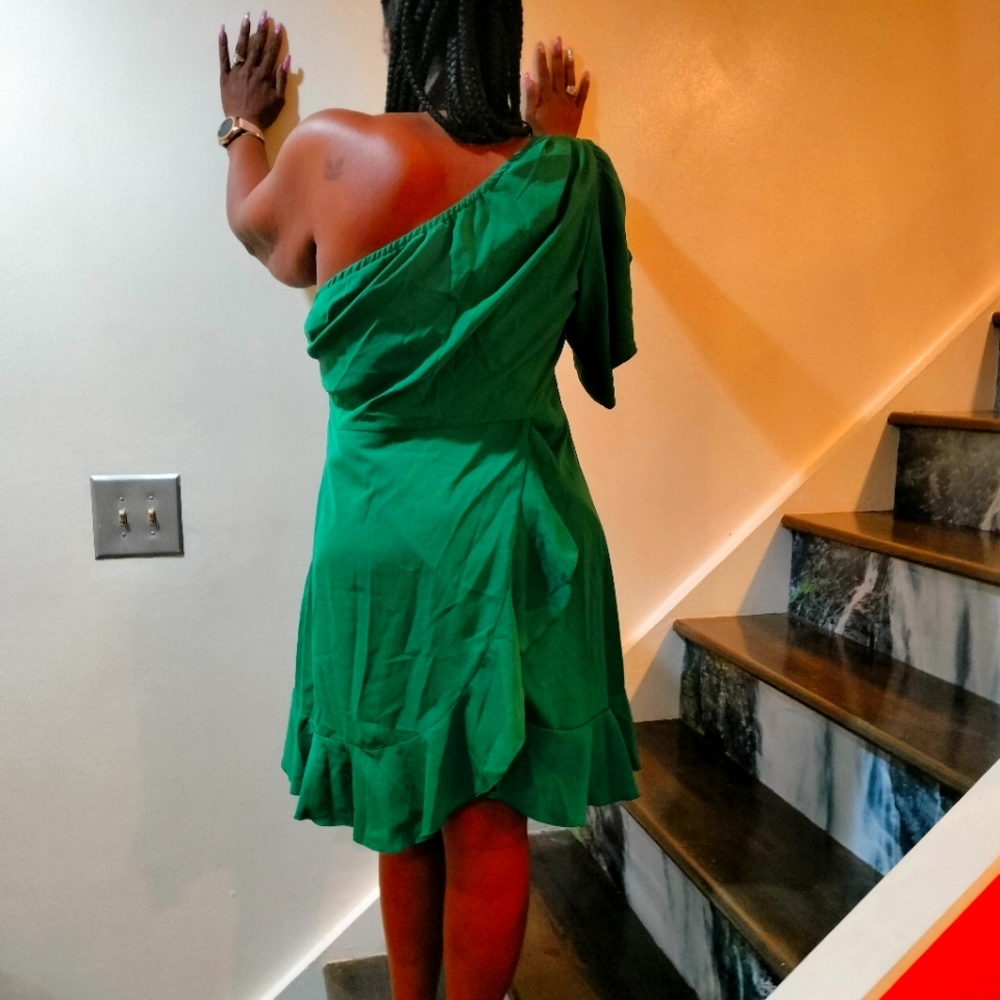 One sleeve Dress